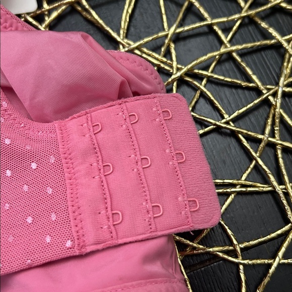 Wacoal Women's Back Appeal Unlined Mid Coverage Wire Free Bra, 852303 34DDD - Picture 6 of 8